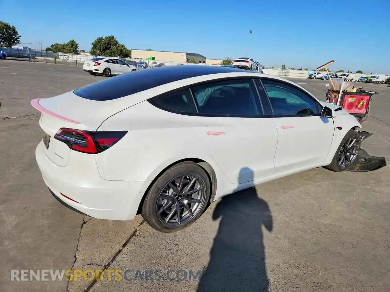 3 Photograph of a damaged car 5YJ3E1EB9NF257679 TESLA MODEL 3 2022