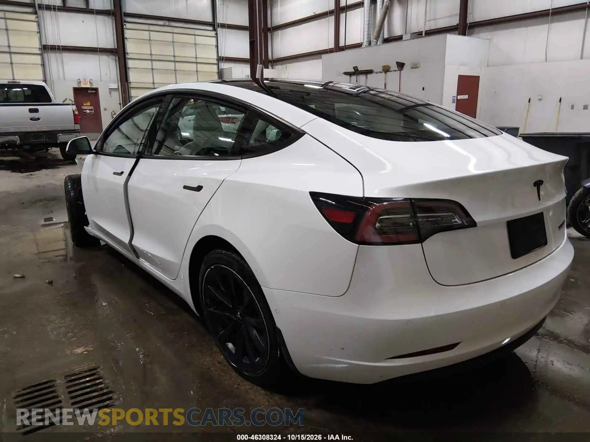 3 Photograph of a damaged car 5YJ3E1EB9NF277009 TESLA MODEL 3 2022