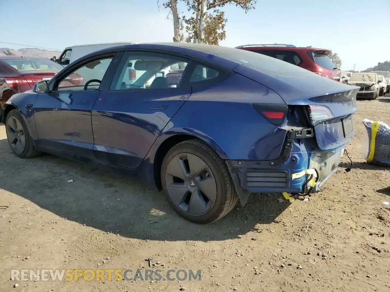 2 Photograph of a damaged car 5YJ3E1EB9NF298507 TESLA MODEL 3 2022