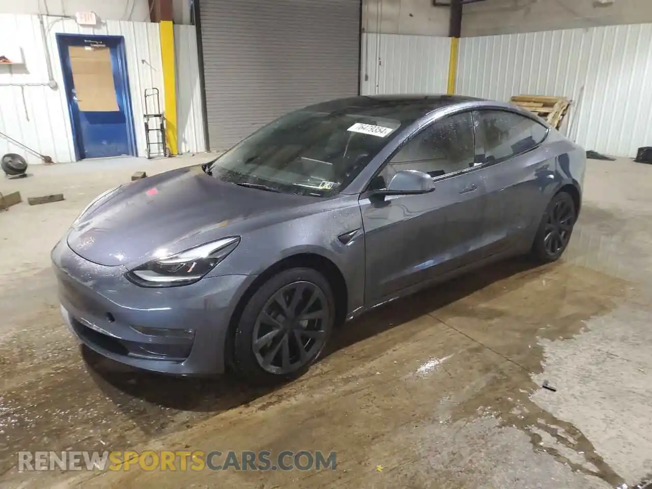 1 Photograph of a damaged car 5YJ3E1EB9NF335622 TESLA MODEL 3 2022