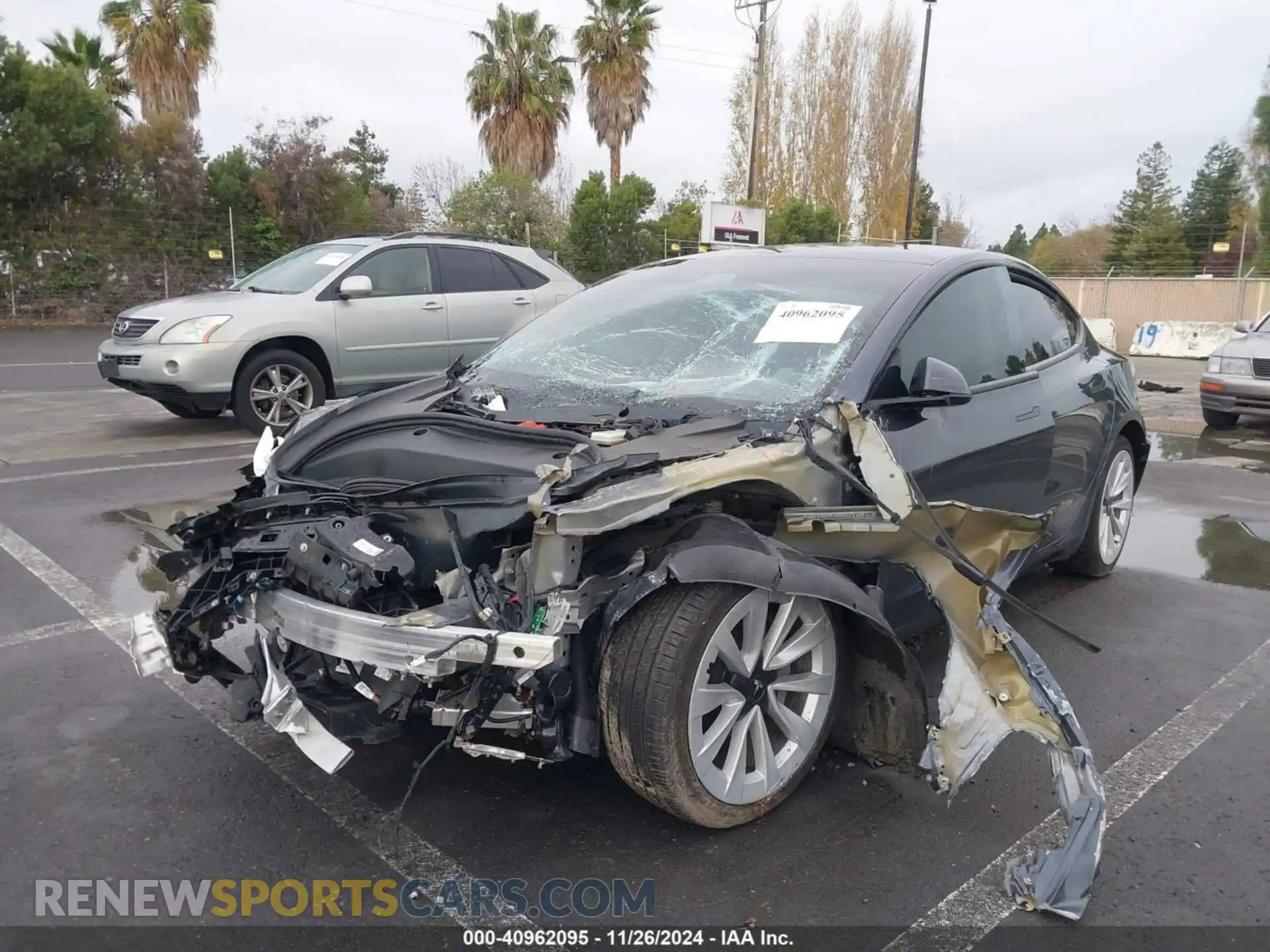 2 Photograph of a damaged car 5YJ3E1EBXNF103238 TESLA MODEL 3 2022