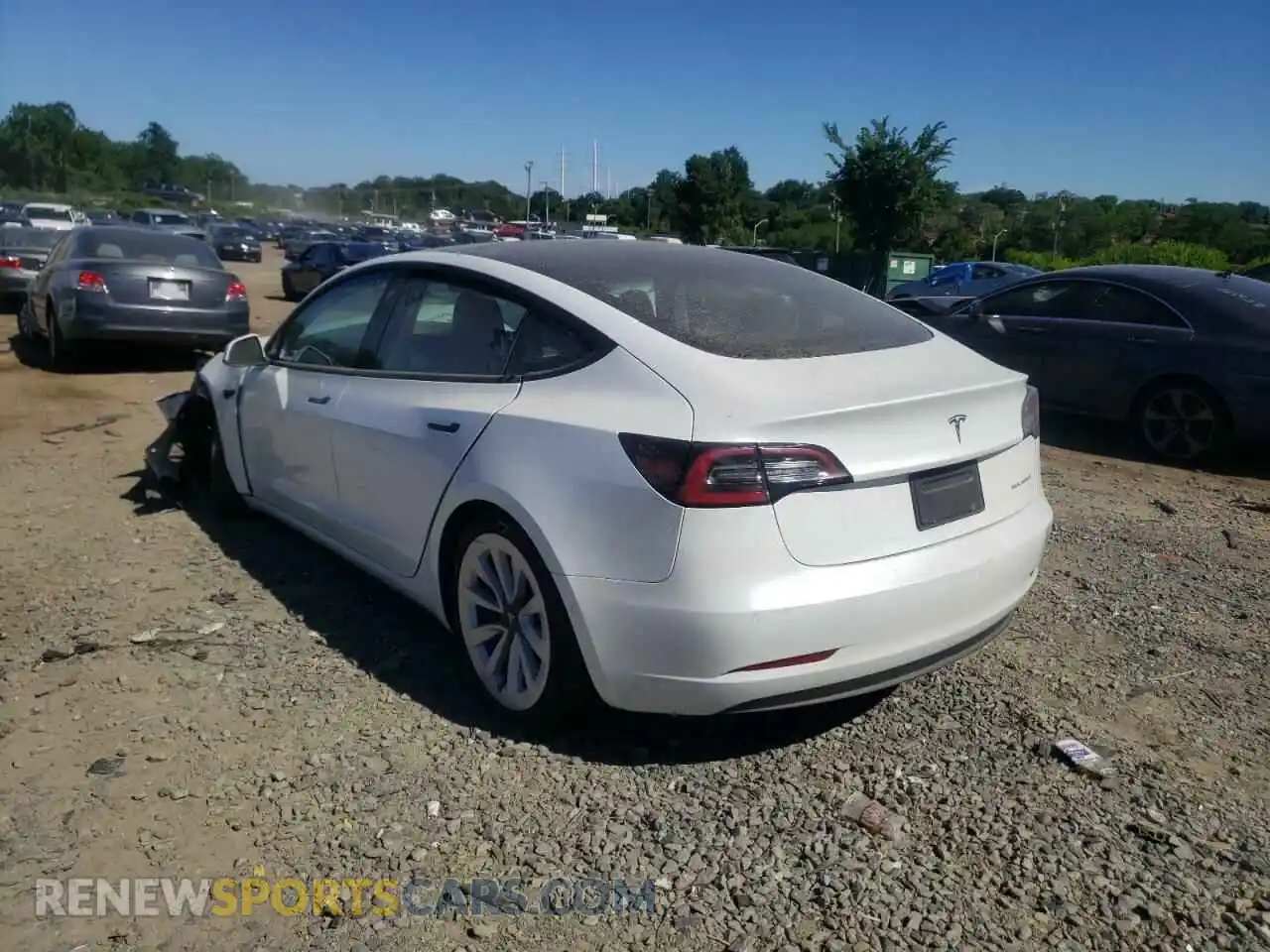 3 Photograph of a damaged car 5YJ3E1EBXNF112215 TESLA MODEL 3 2022