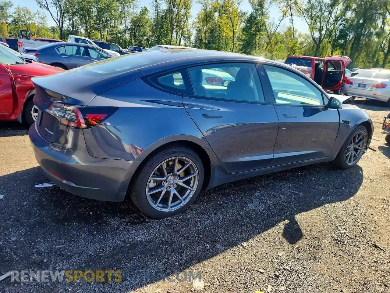 3 Photograph of a damaged car 5YJ3E1EBXNF124283 TESLA MODEL 3 2022