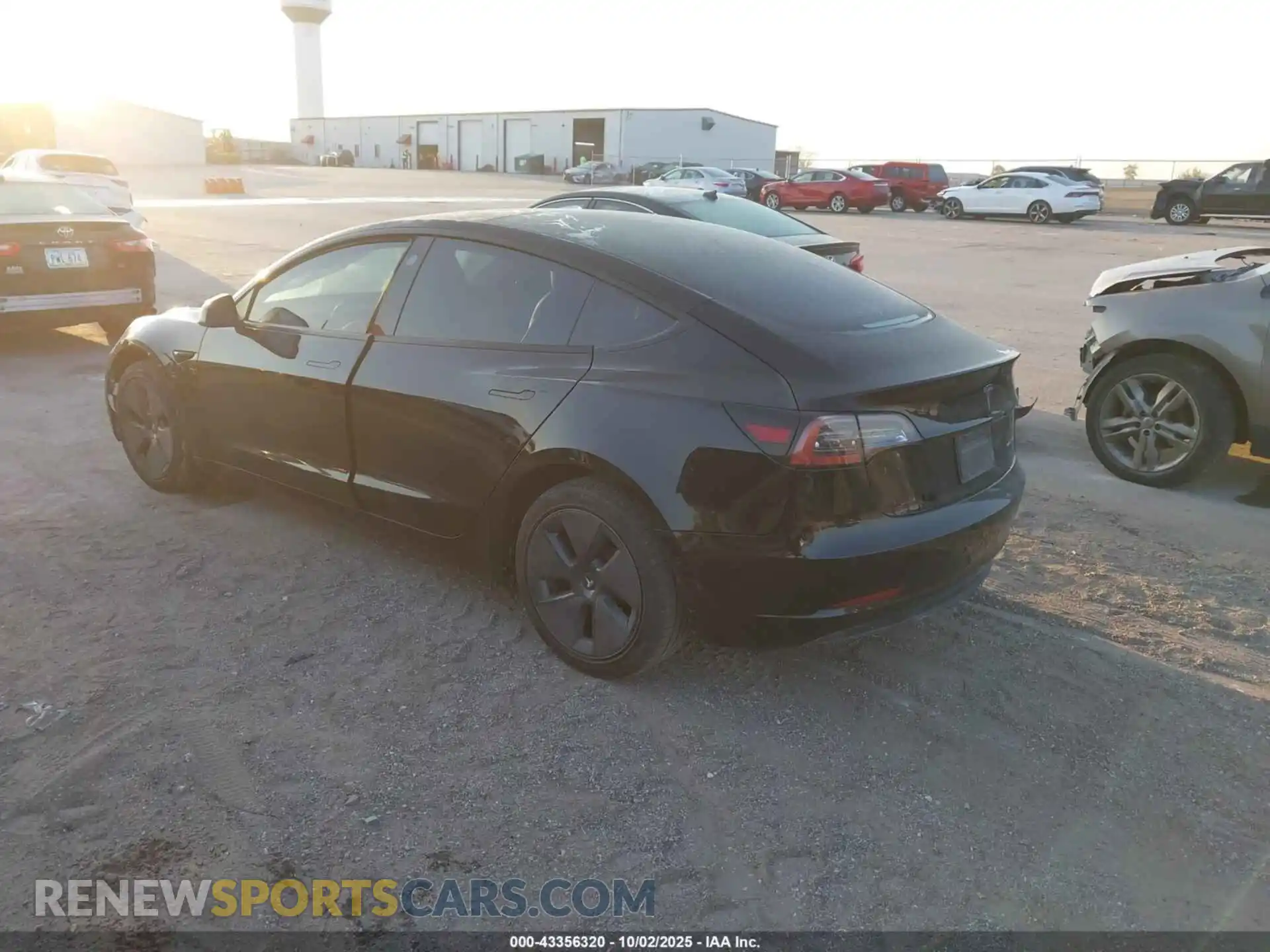 3 Photograph of a damaged car 5YJ3E1EBXNF152195 TESLA MODEL 3 2022