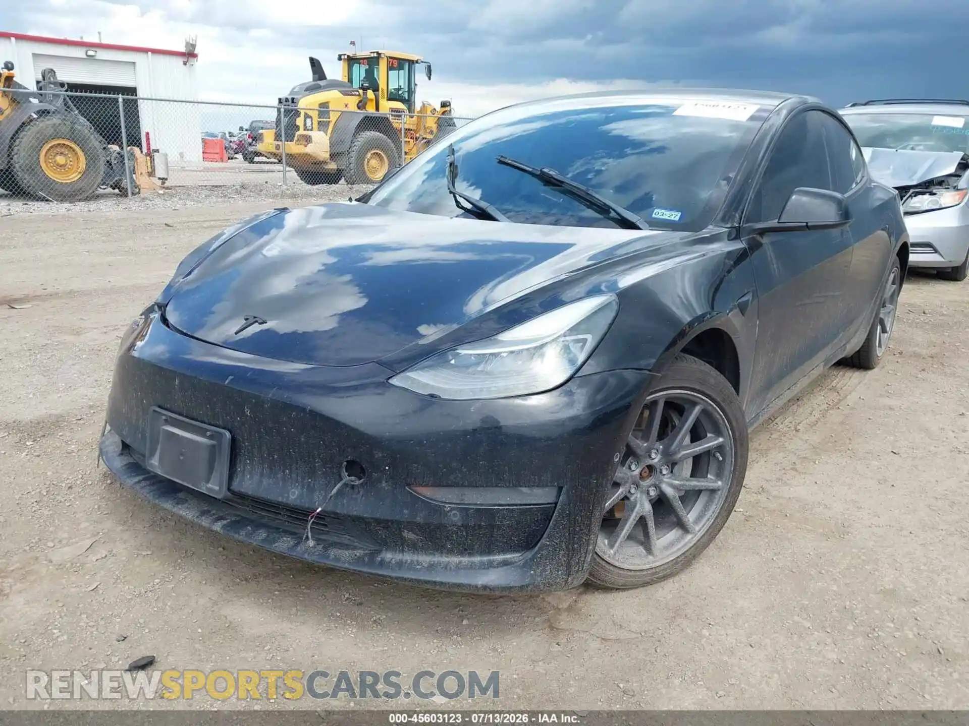 2 Photograph of a damaged car 5YJ3E1EBXNF192261 TESLA MODEL 3 2022