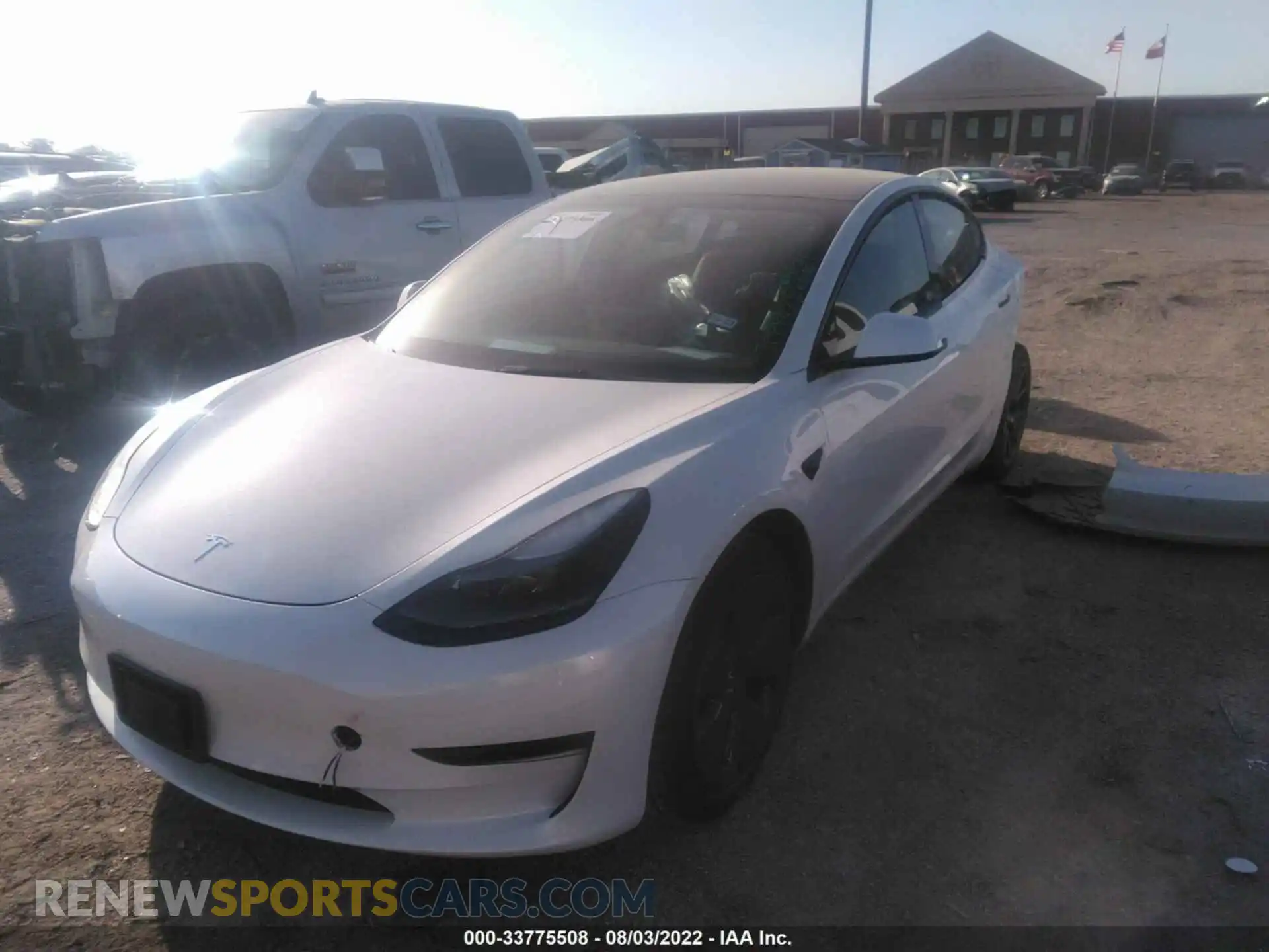 2 Photograph of a damaged car 5YJ3E1EBXNF247050 TESLA MODEL 3 2022