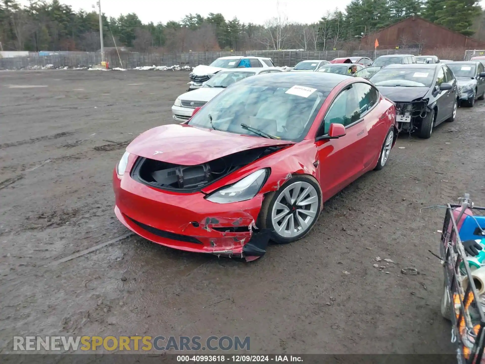 2 Photograph of a damaged car 5YJ3E1EBXNF270280 TESLA MODEL 3 2022
