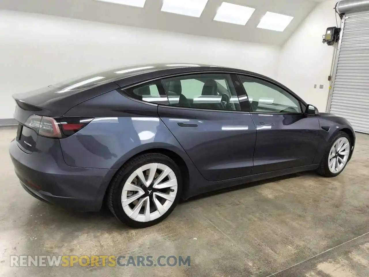 3 Photograph of a damaged car 5YJ3E1EBXNF287662 TESLA MODEL 3 2022