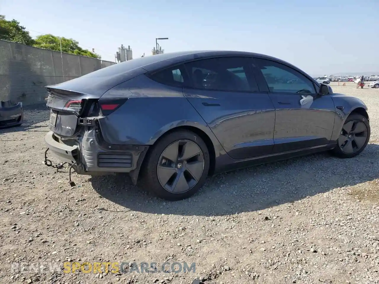 3 Photograph of a damaged car 5YJ3E1EBXNF360027 TESLA MODEL 3 2022