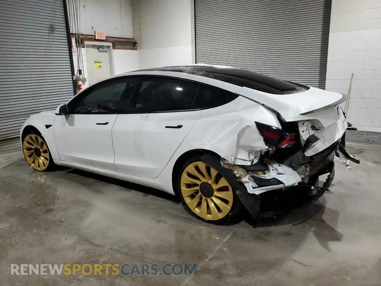 2 Photograph of a damaged car 5YJ3E1EC0NF270247 TESLA MODEL 3 2022