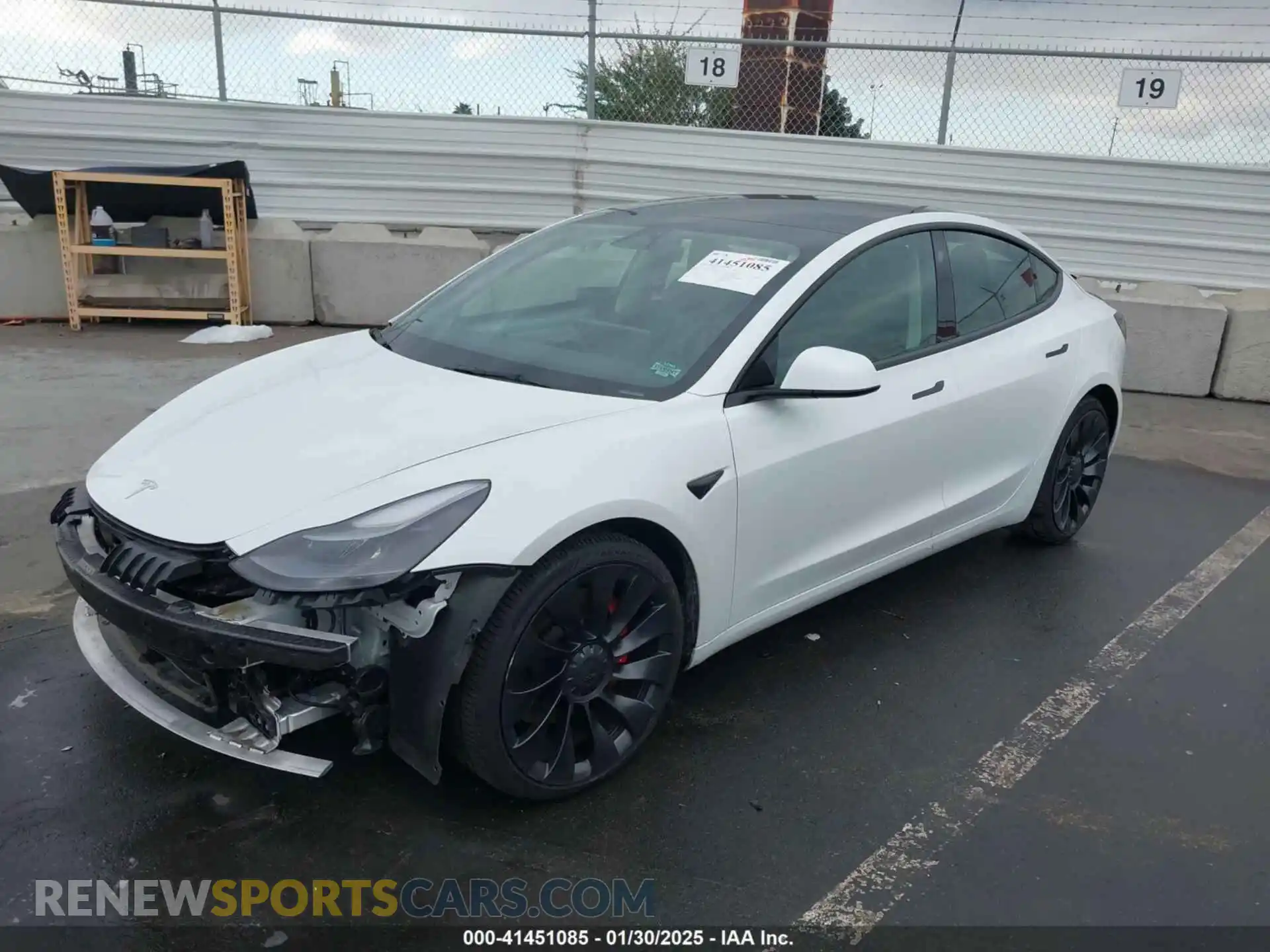 2 fotografías del automóvil dañado 5YJ3E1EC0NF293544 TESLA MODEL 3 2022