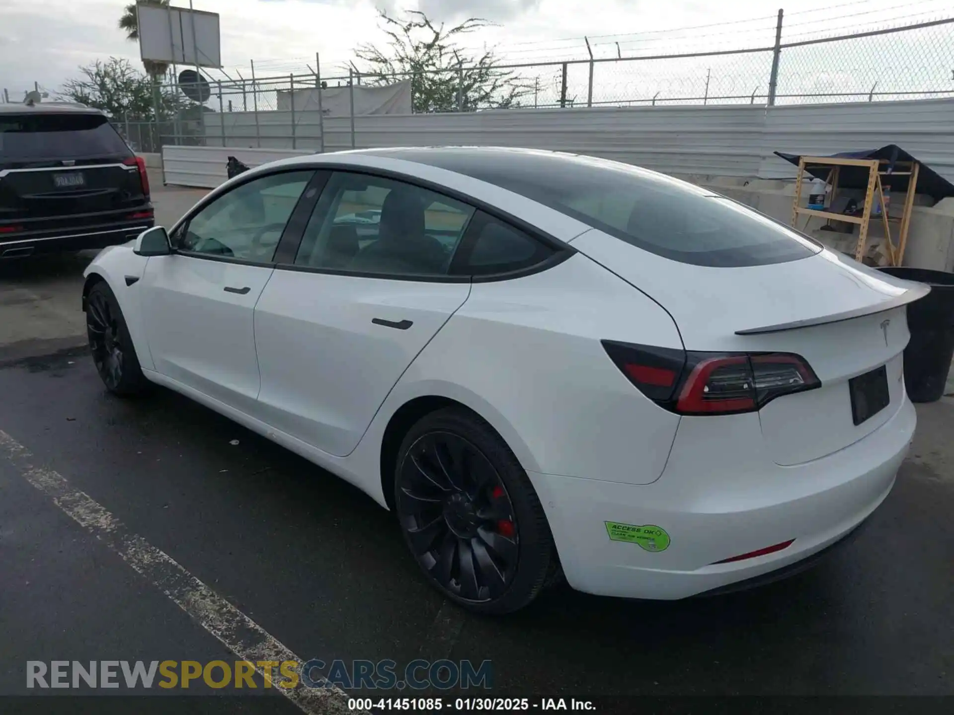 3 fotografías del automóvil dañado 5YJ3E1EC0NF293544 TESLA MODEL 3 2022
