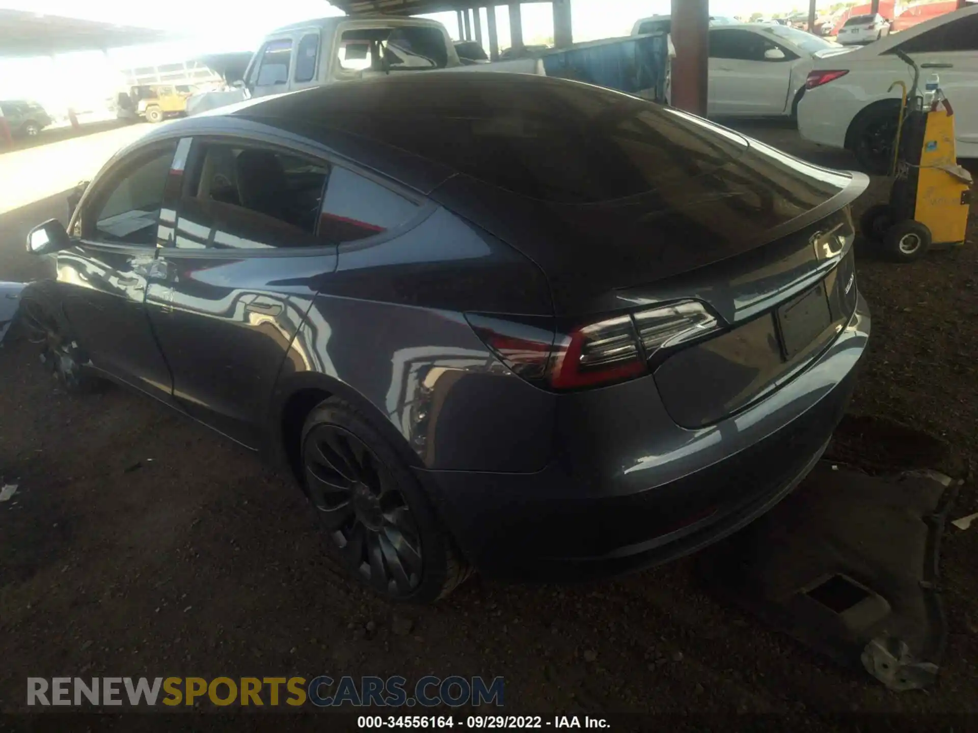 3 fotografías del automóvil dañado 5YJ3E1EC1NF173641 TESLA MODEL 3 2022