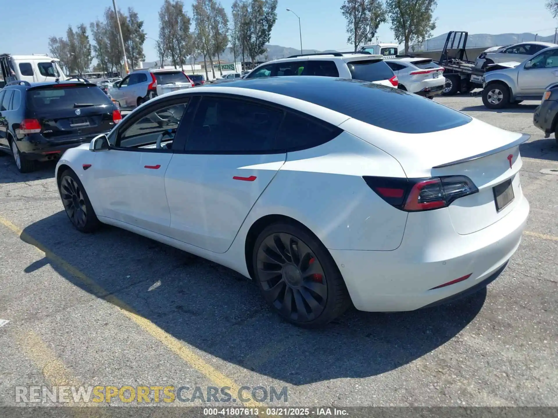 3 Photograph of a damaged car 5YJ3E1EC2NF176127 TESLA MODEL 3 2022