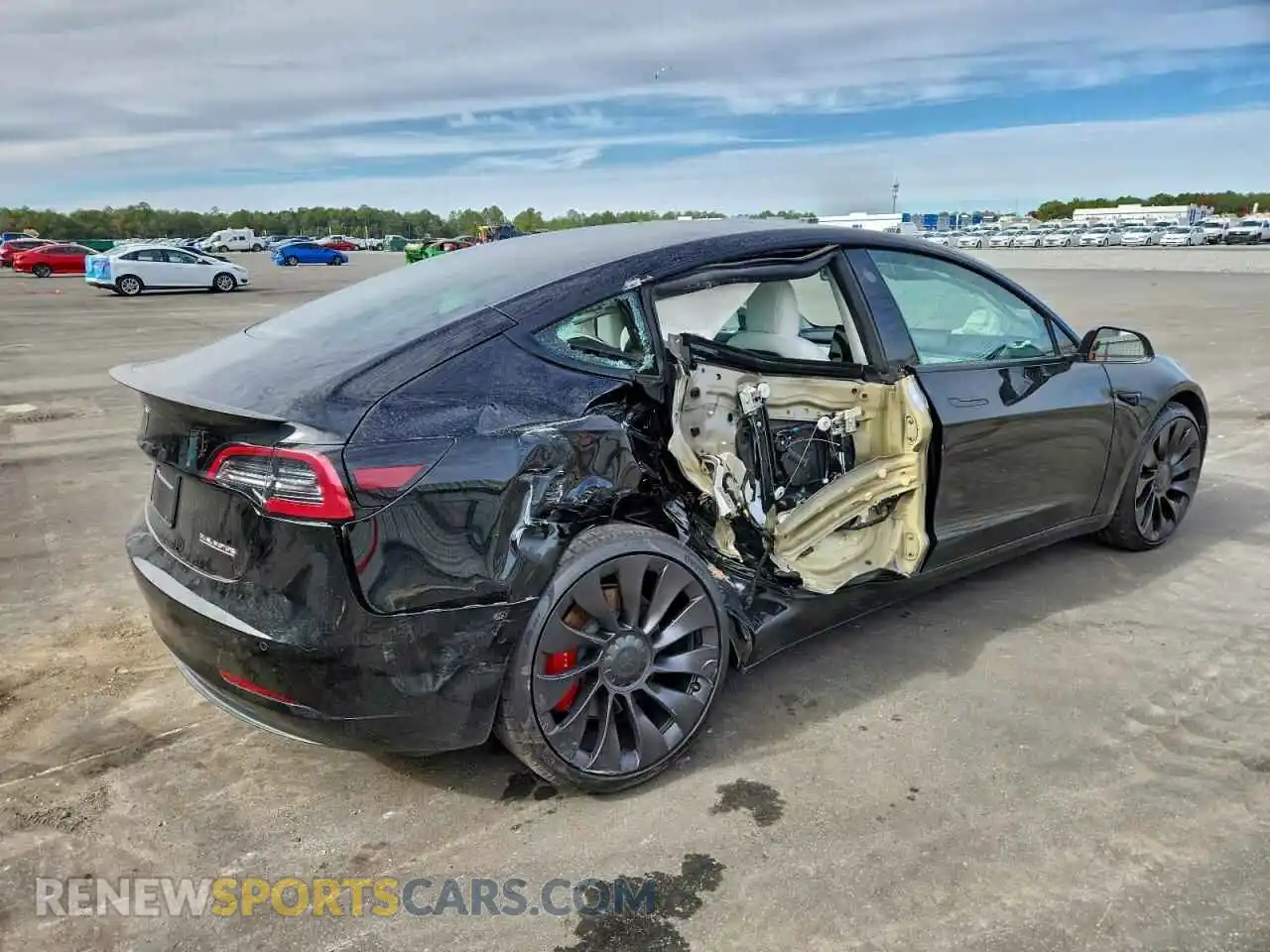 3 Photograph of a damaged car 5YJ3E1EC2NF354456 TESLA MODEL 3 2022