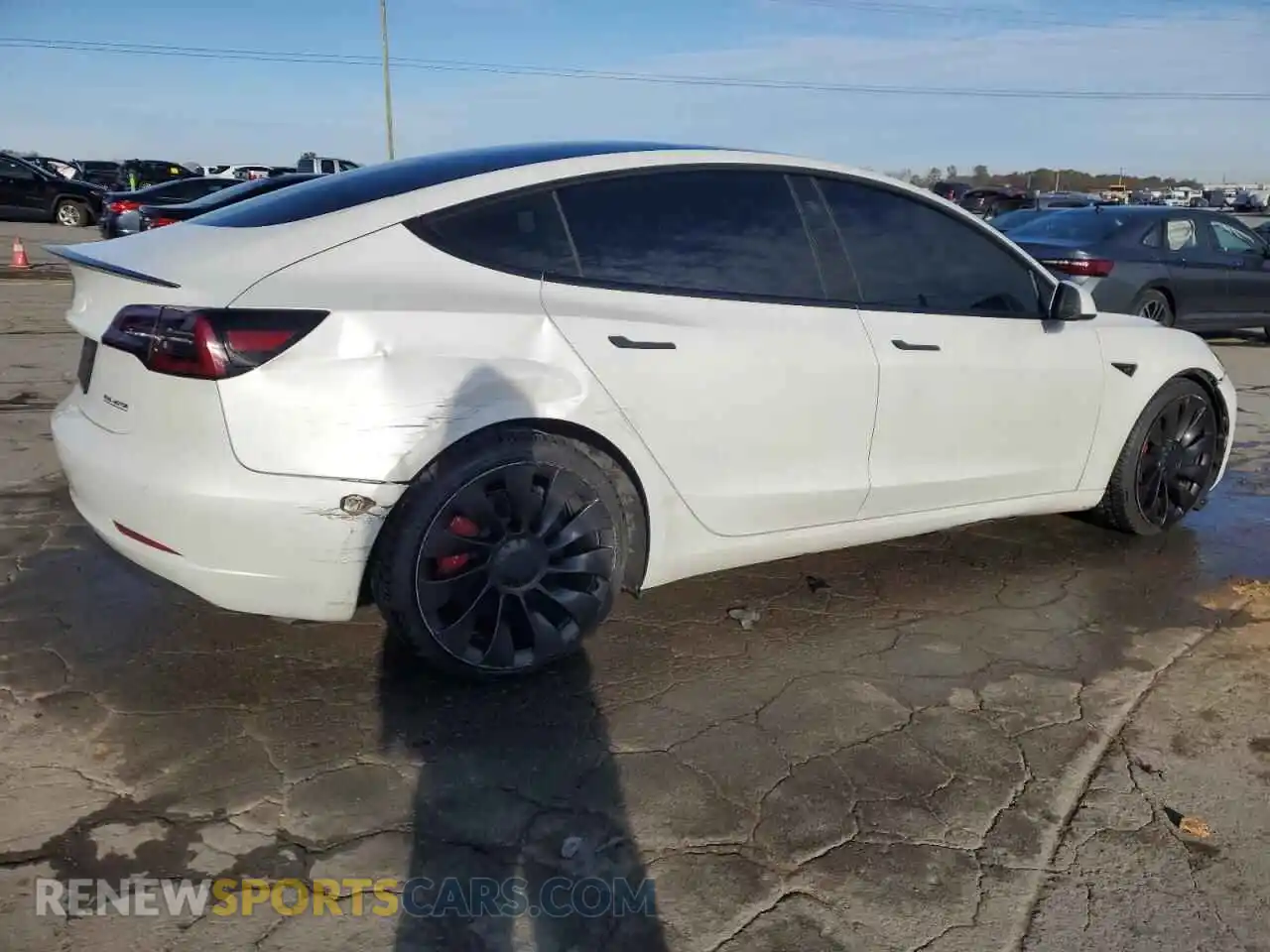 3 Photograph of a damaged car 5YJ3E1EC3NF261848 TESLA MODEL 3 2022