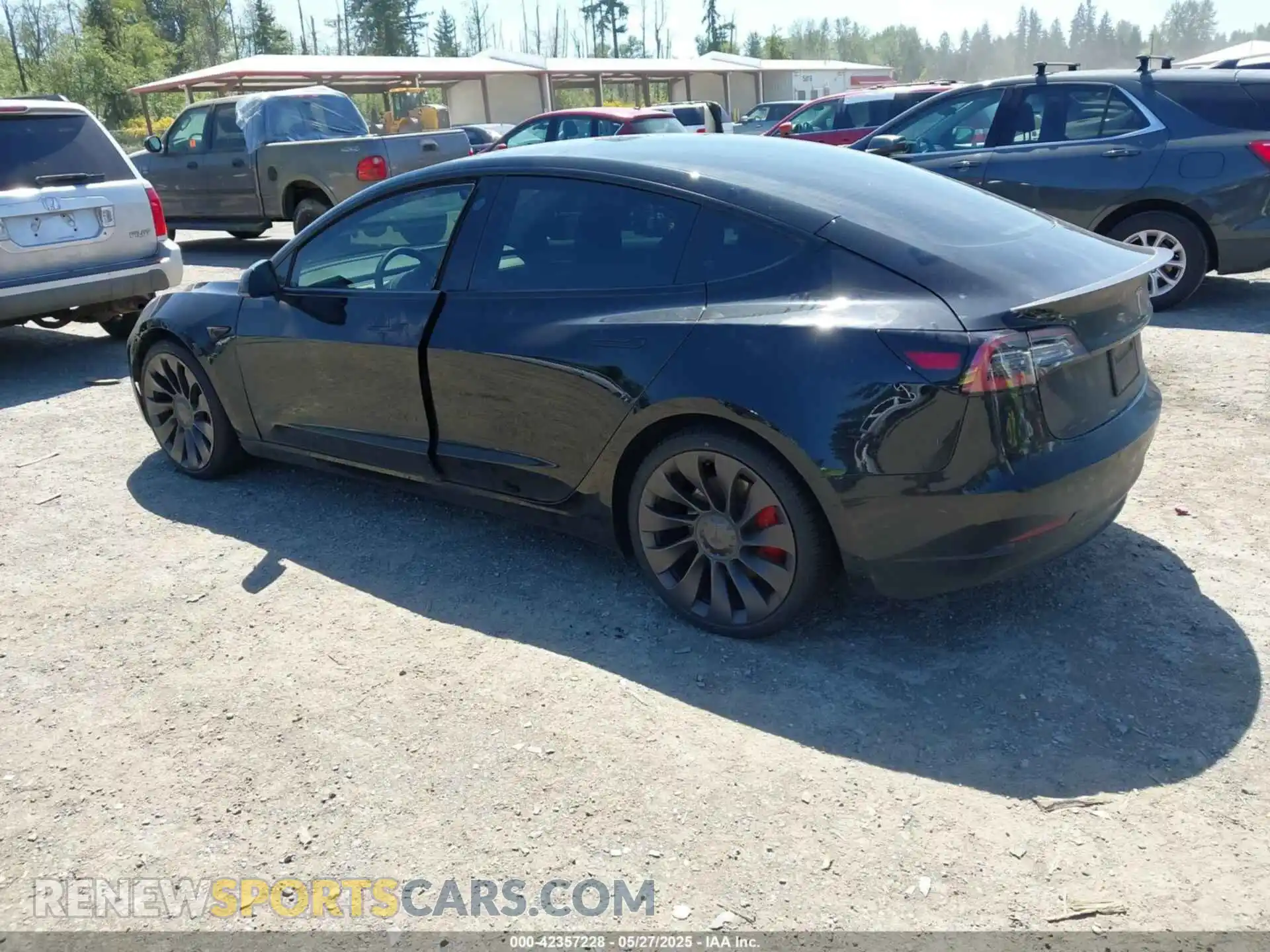 3 Photograph of a damaged car 5YJ3E1EC3NF348486 TESLA MODEL 3 2022