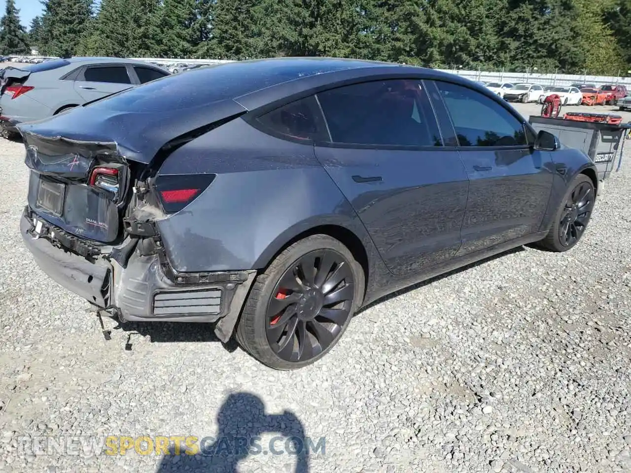 3 Photograph of a damaged car 5YJ3E1EC4NF260711 TESLA MODEL 3 2022