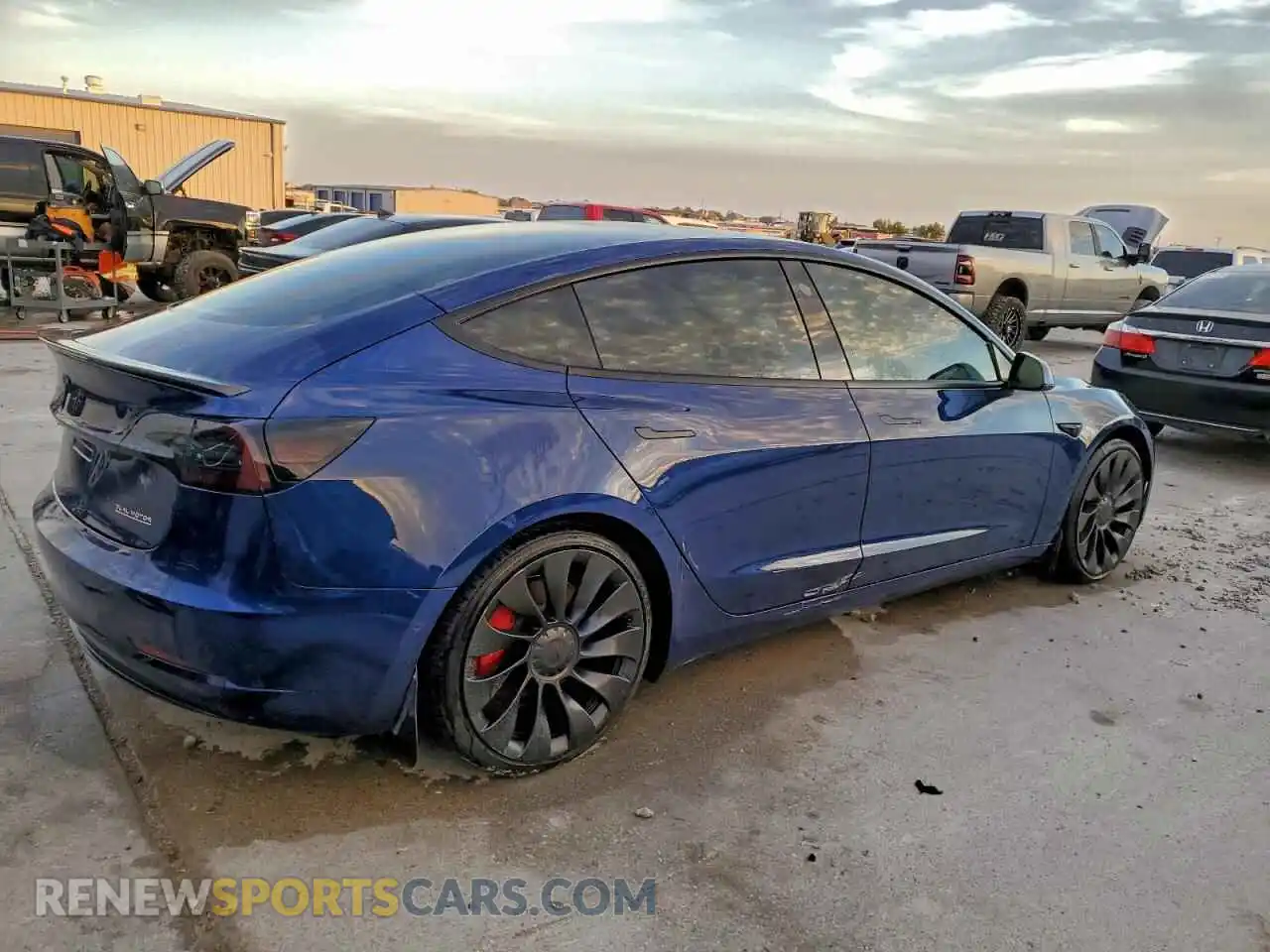 3 Photograph of a damaged car 5YJ3E1EC4NF328585 TESLA MODEL 3 2022
