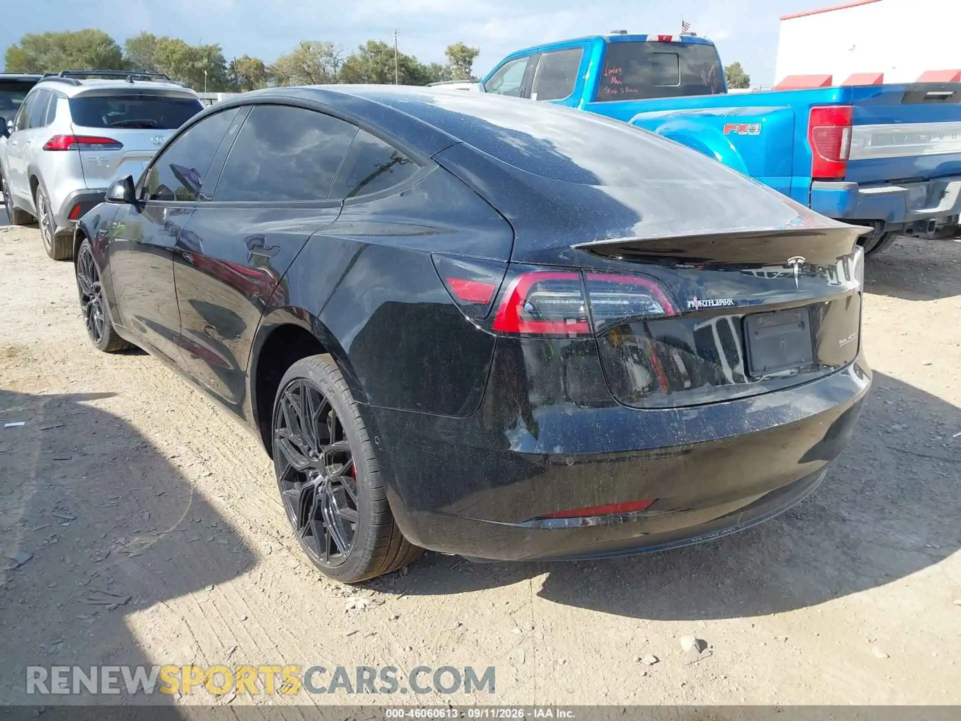 3 Photograph of a damaged car 5YJ3E1EC5NF295273 TESLA MODEL 3 2022