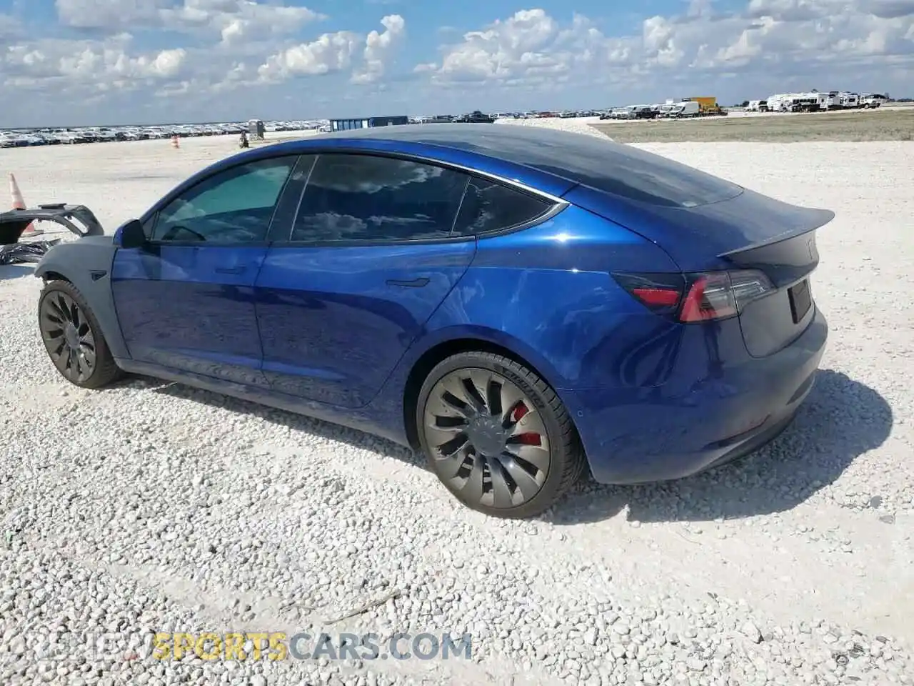 2 Photograph of a damaged car 5YJ3E1EC5NF329972 TESLA MODEL 3 2022
