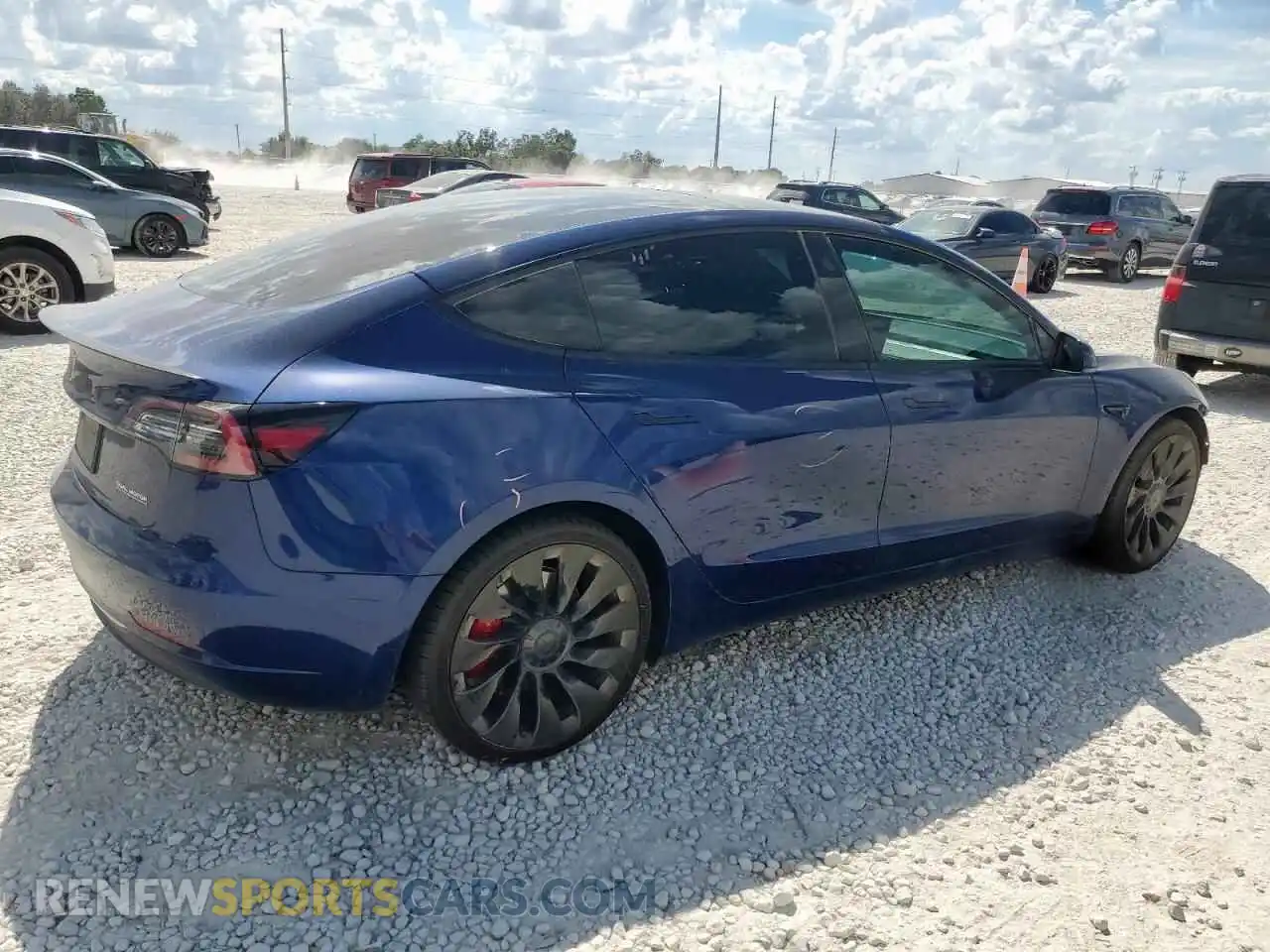 3 Photograph of a damaged car 5YJ3E1EC5NF329972 TESLA MODEL 3 2022
