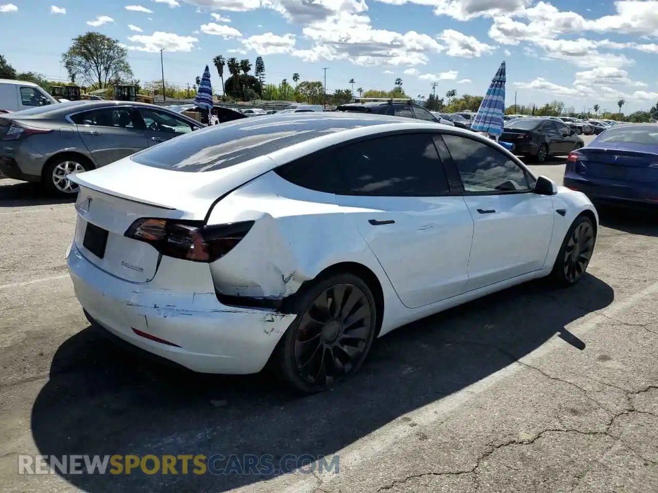 3 Photograph of a damaged car 5YJ3E1EC7NF248083 TESLA MODEL 3 2022