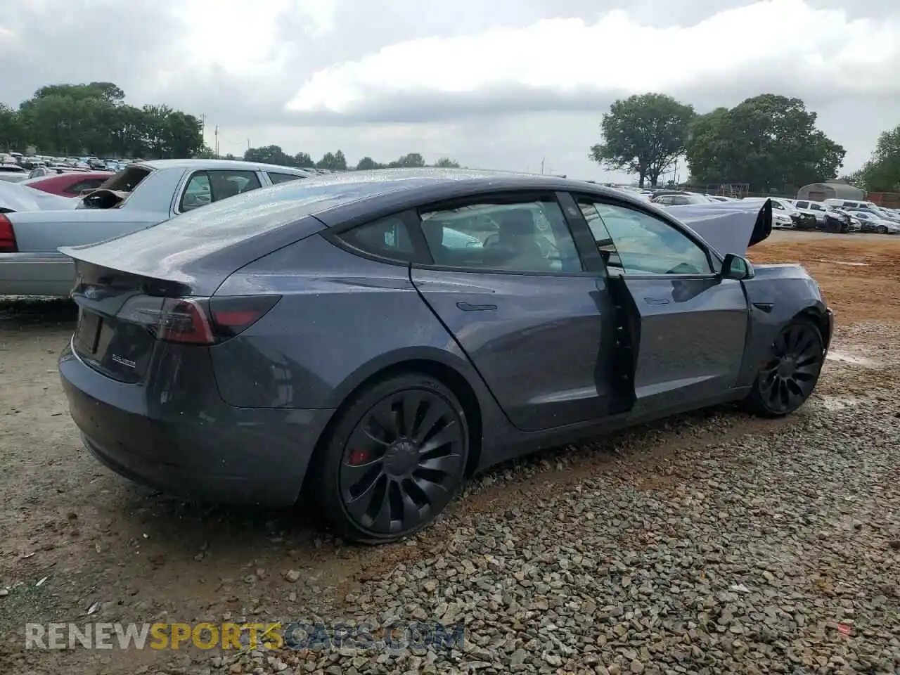3 Photograph of a damaged car 5YJ3E1EC7NF268284 TESLA MODEL 3 2022