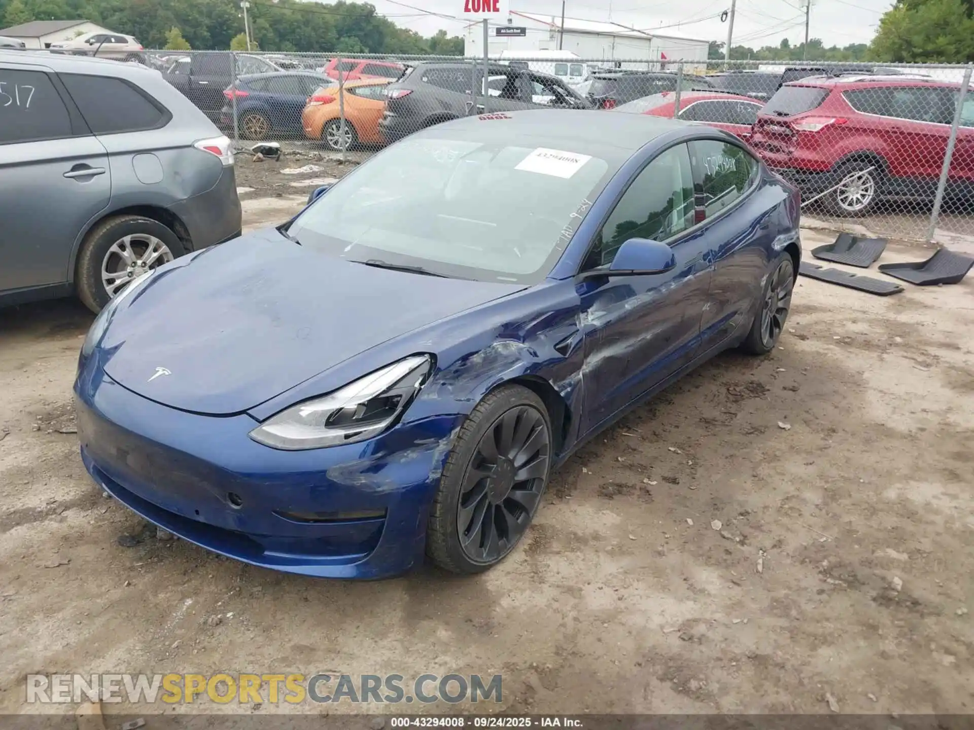 2 Photograph of a damaged car 5YJ3E1EC7NF307648 TESLA MODEL 3 2022