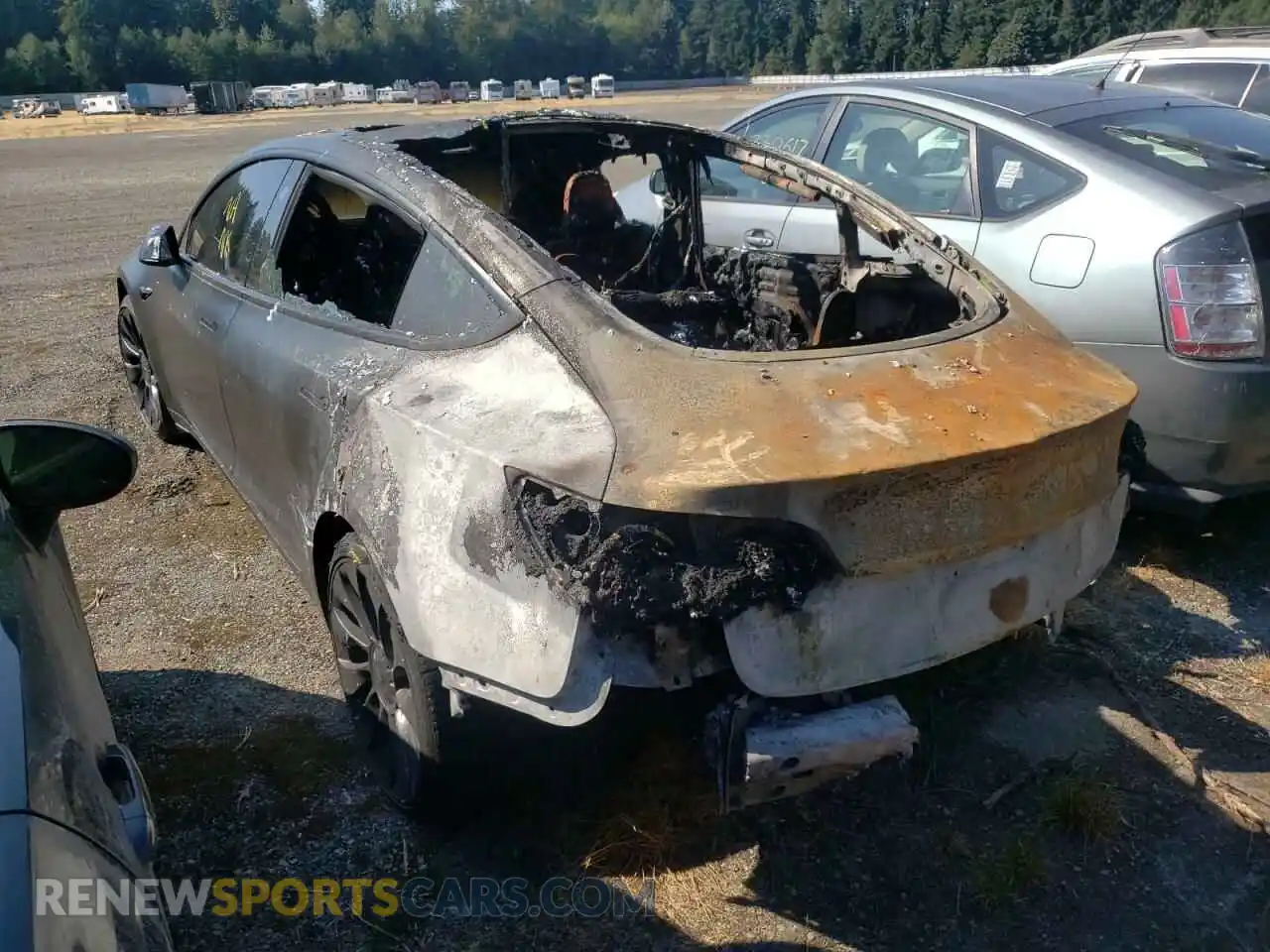 3 Photograph of a damaged car 5YJ3E1ECXNF126415 TESLA MODEL 3 2022