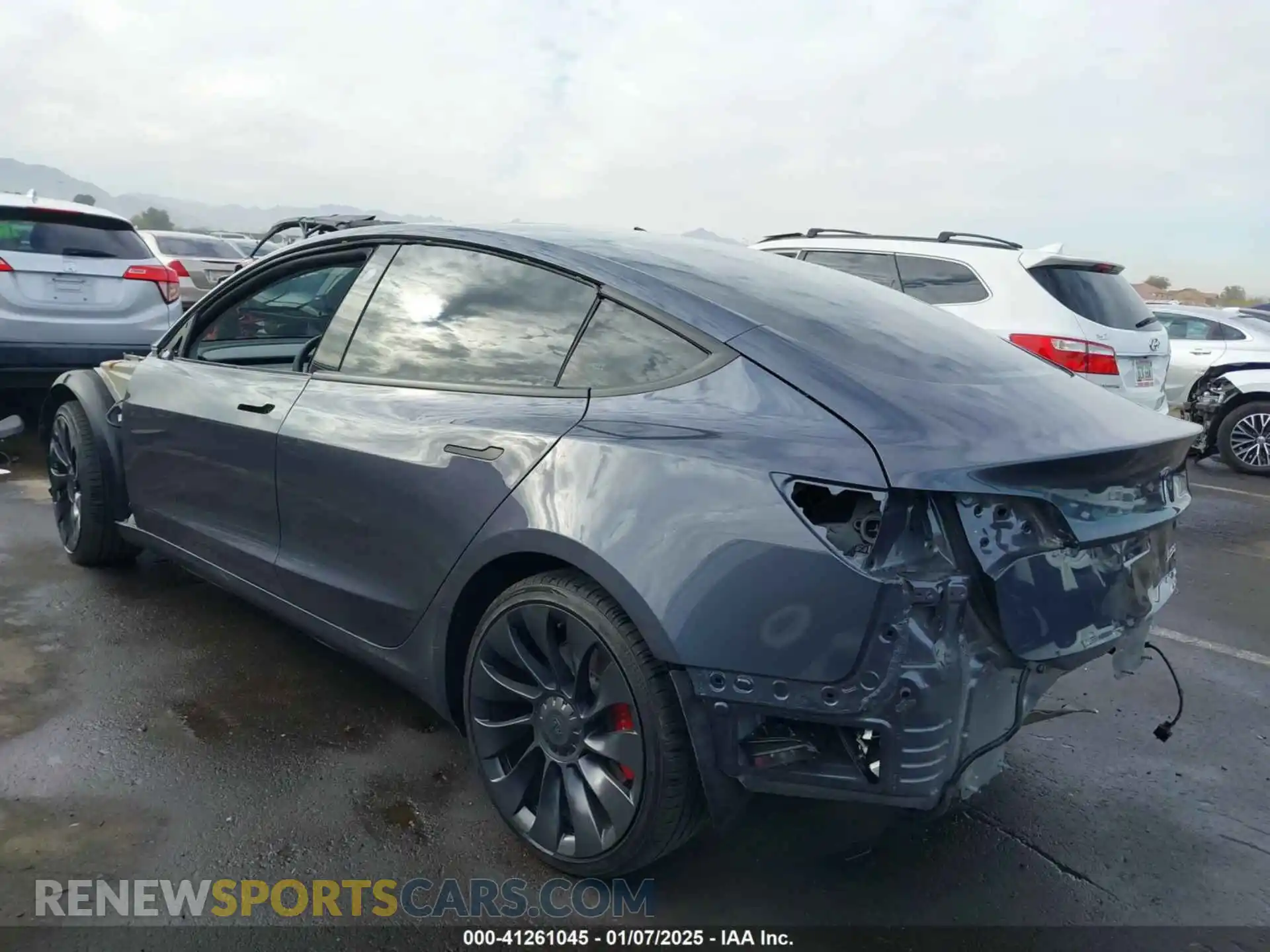 3 Photograph of a damaged car 5YJ3E1ECXNF152495 TESLA MODEL 3 2022