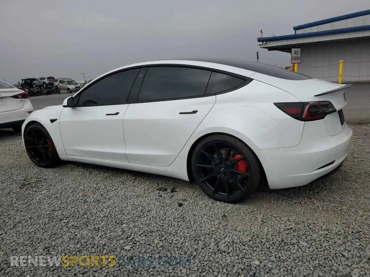 2 Photograph of a damaged car 5YJ3E1ECXNF320586 TESLA MODEL 3 2022