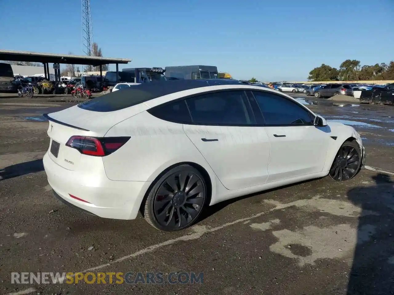 3 Photograph of a damaged car 5YJ3E1ECXNF346718 TESLA MODEL 3 2022