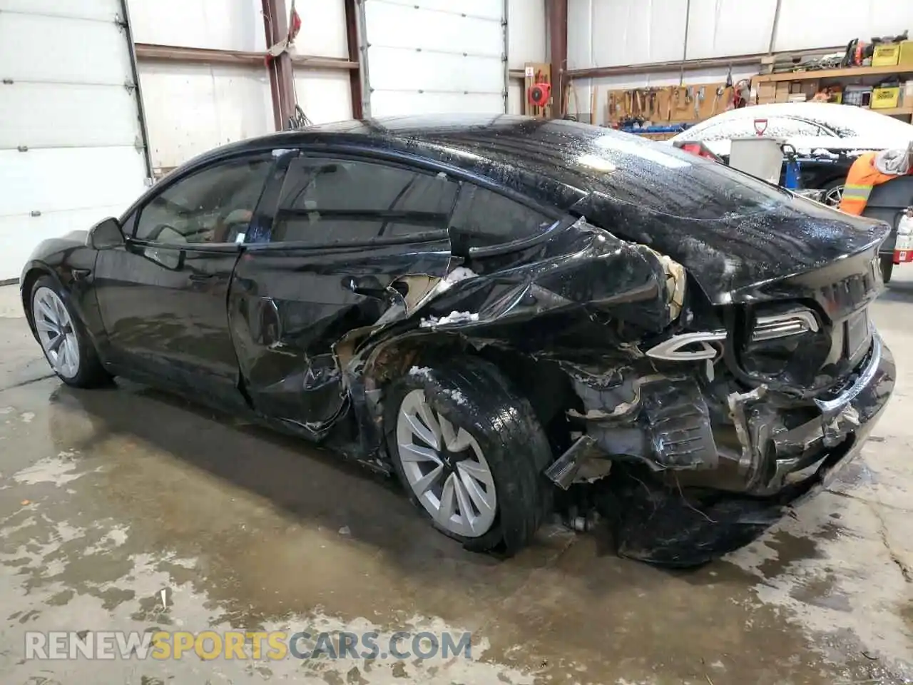 2 Фотография поврежденного автомобиля 5YJ3E1EA0PF428748 TESLA MODEL 3 2023