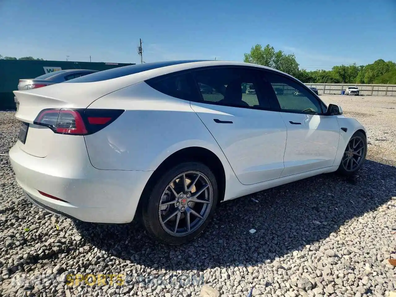 3 Фотография поврежденного автомобиля 5YJ3E1EA0PF481899 TESLA MODEL 3 2023