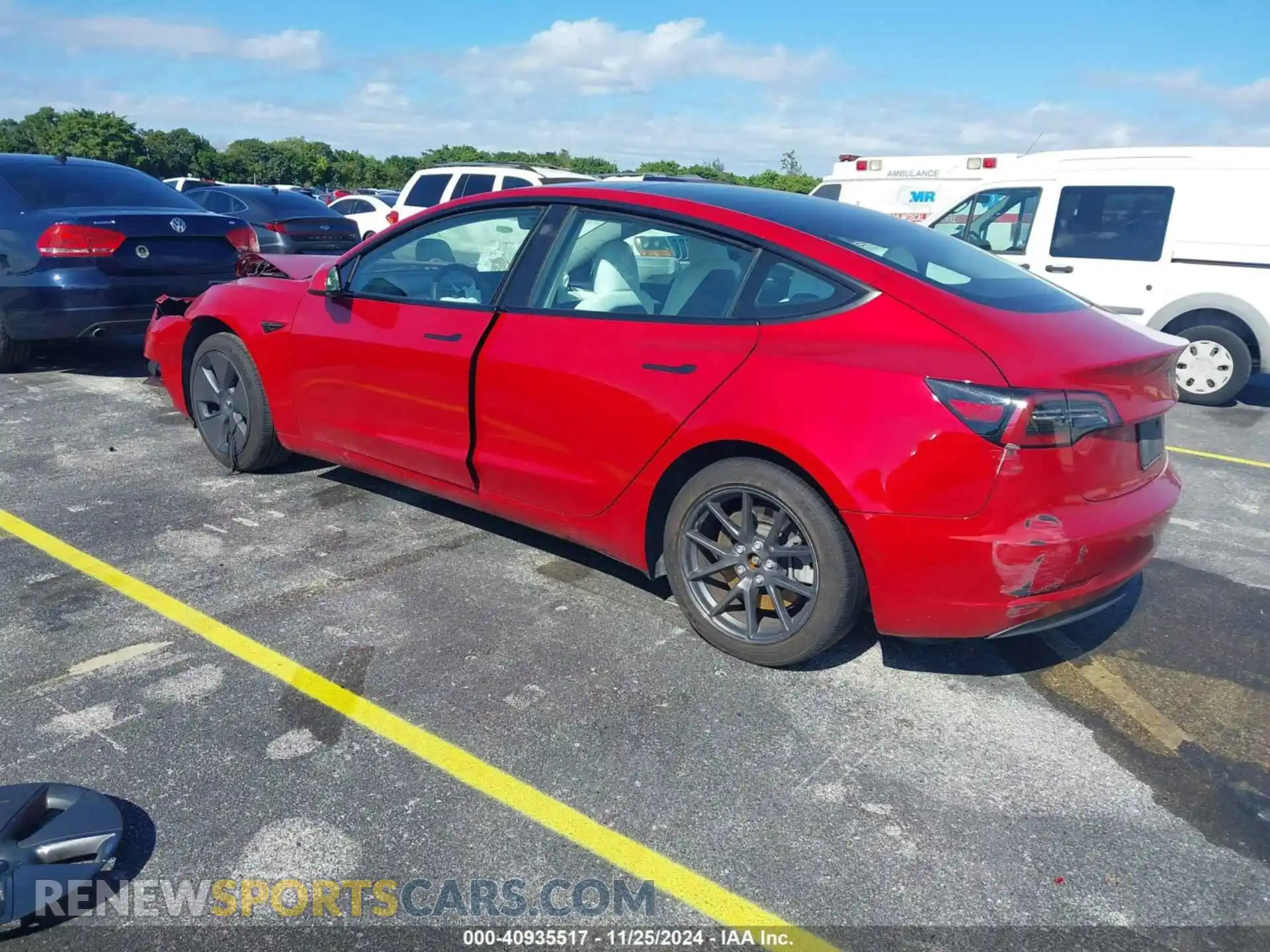 3 Фотография поврежденного автомобиля 5YJ3E1EA0PF503576 TESLA MODEL 3 2023