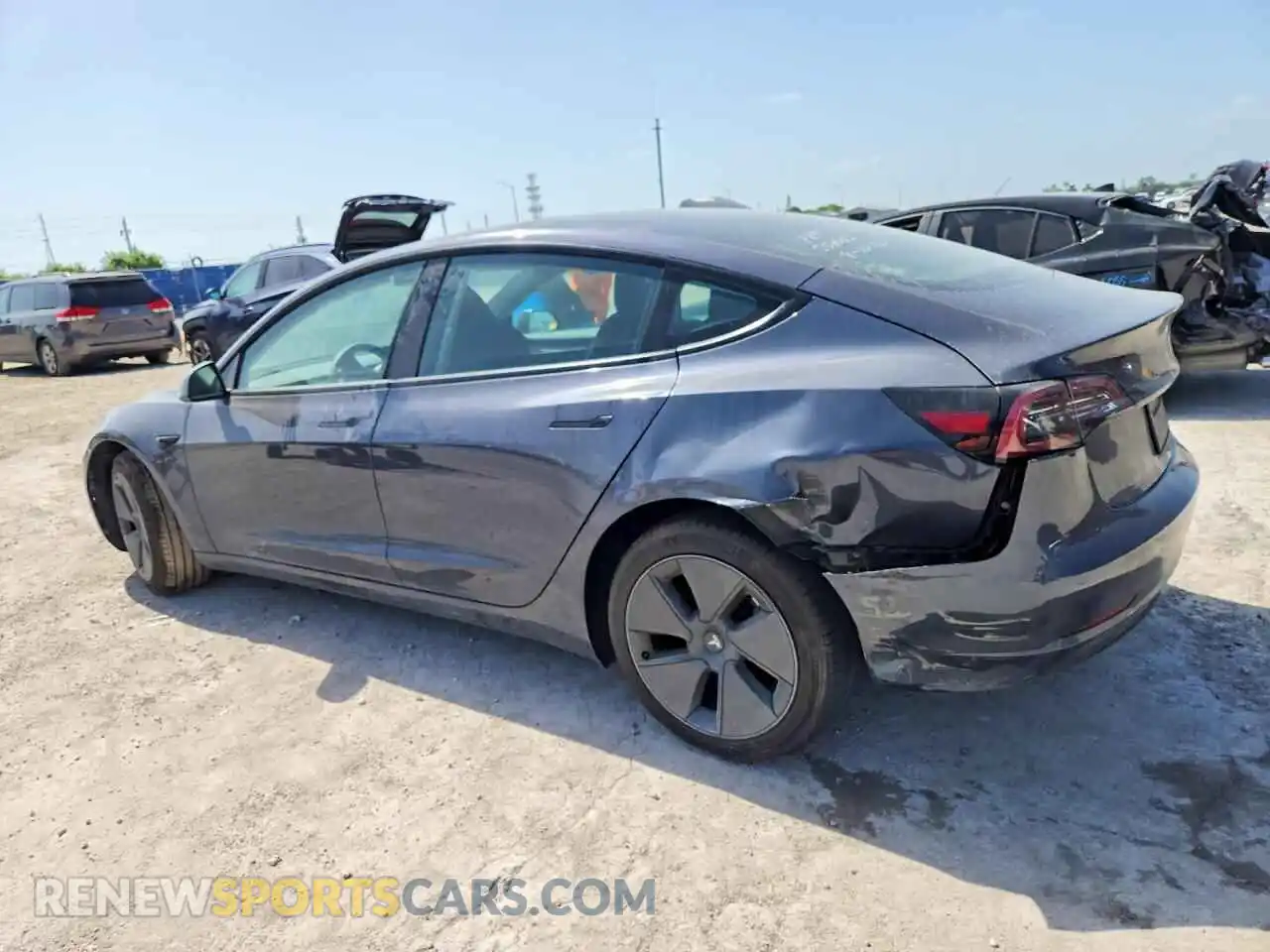 2 Фотография поврежденного автомобиля 5YJ3E1EA0PF557007 TESLA MODEL 3 2023