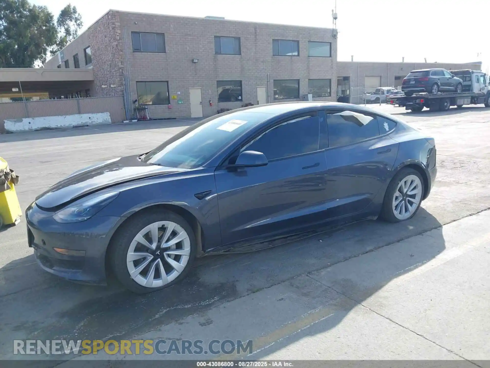 2 Photograph of a damaged car 5YJ3E1EA0PF668981 TESLA MODEL 3 2023
