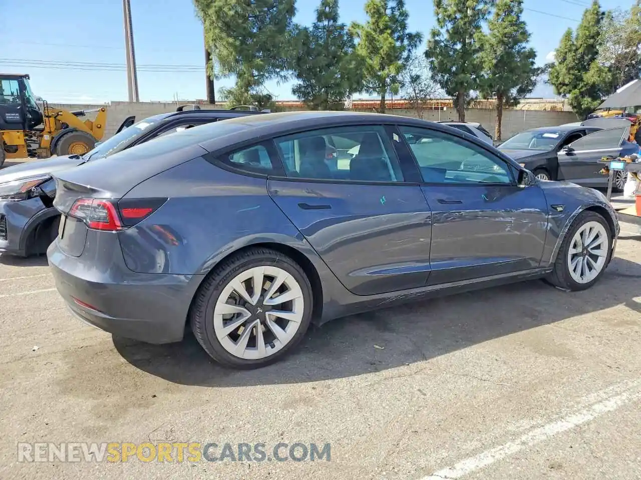 3 fotografías del automóvil dañado 5YJ3E1EA0PF691385 TESLA MODEL 3 2023