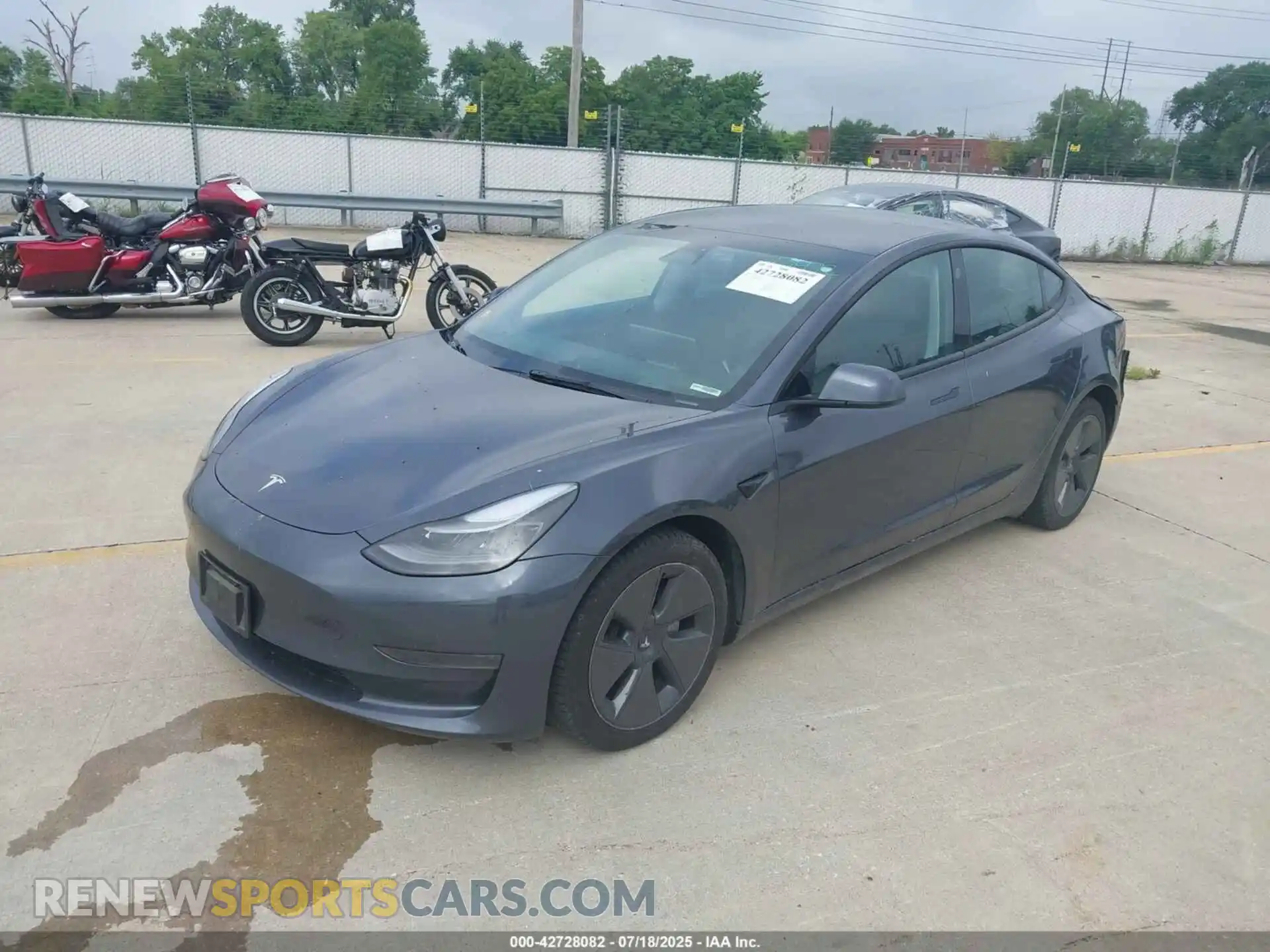 2 Photograph of a damaged car 5YJ3E1EA0PF695162 TESLA MODEL 3 2023