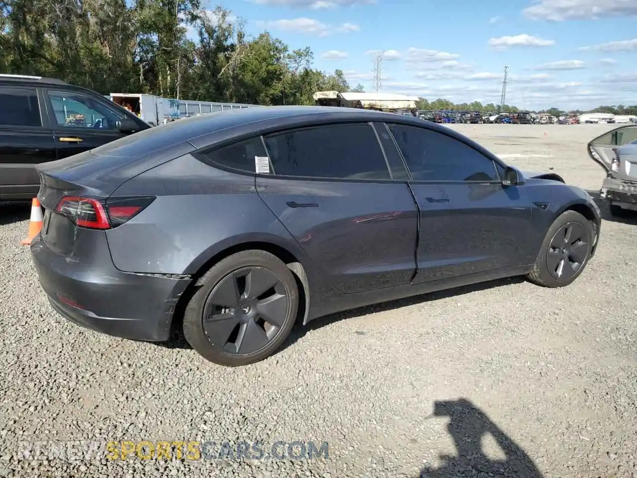 3 Photograph of a damaged car 5YJ3E1EA1PF409237 TESLA MODEL 3 2023