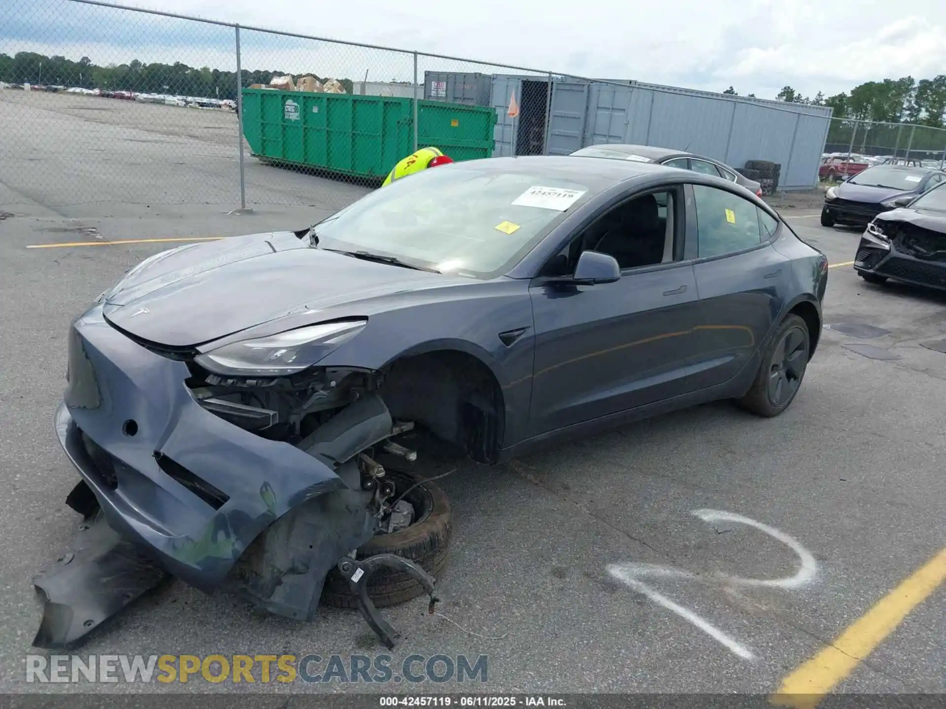 2 Фотография поврежденного автомобиля 5YJ3E1EA1PF449575 TESLA MODEL 3 2023