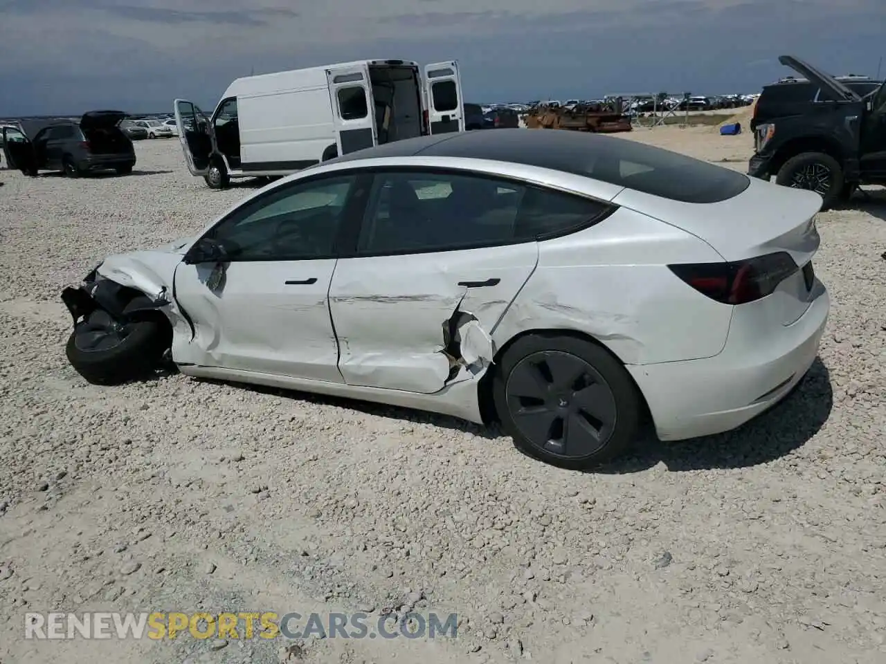 2 Photograph of a damaged car 5YJ3E1EA1PF608109 TESLA MODEL 3 2023