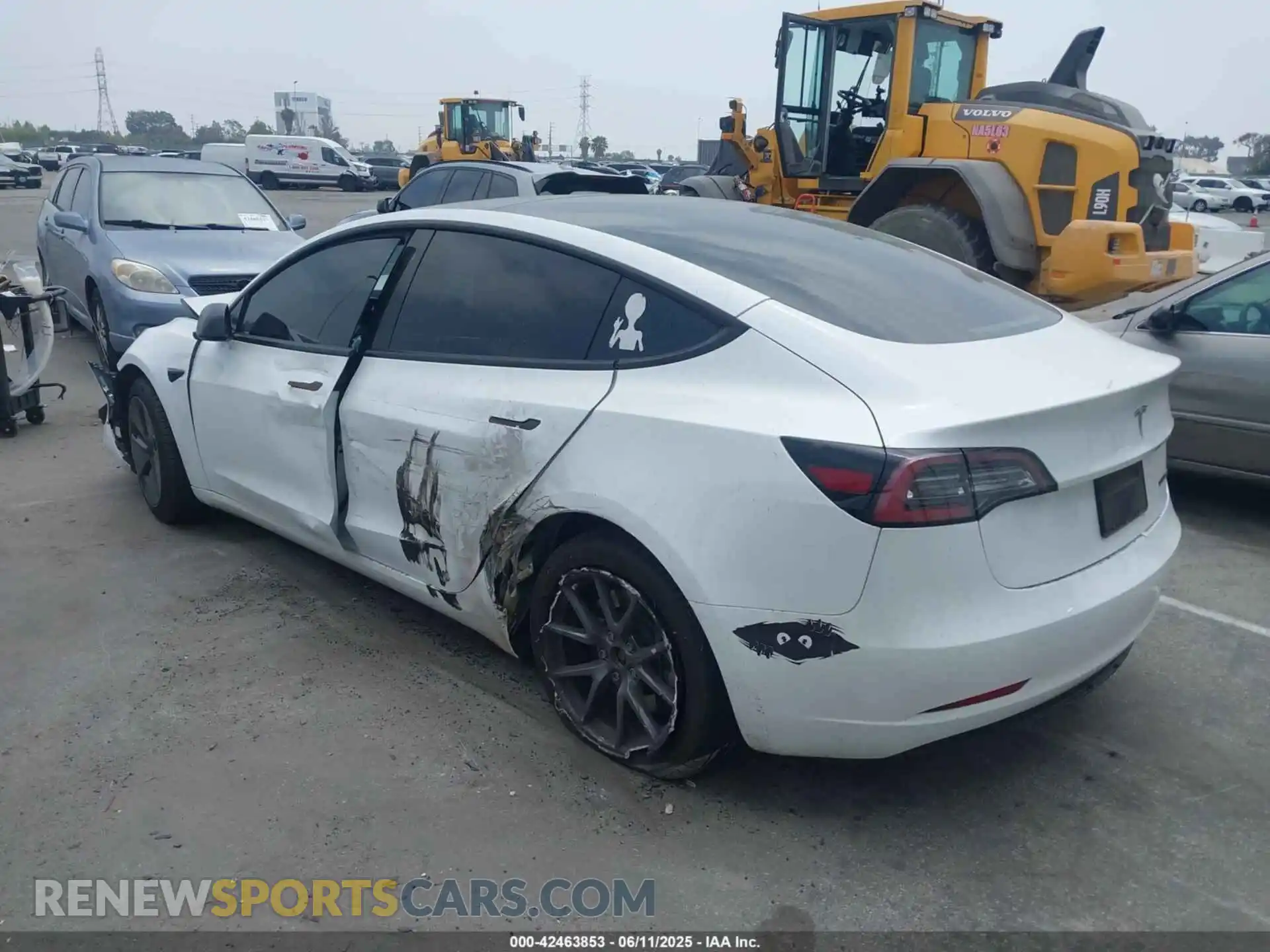 3 Photograph of a damaged car 5YJ3E1EA2PF417959 TESLA MODEL 3 2023