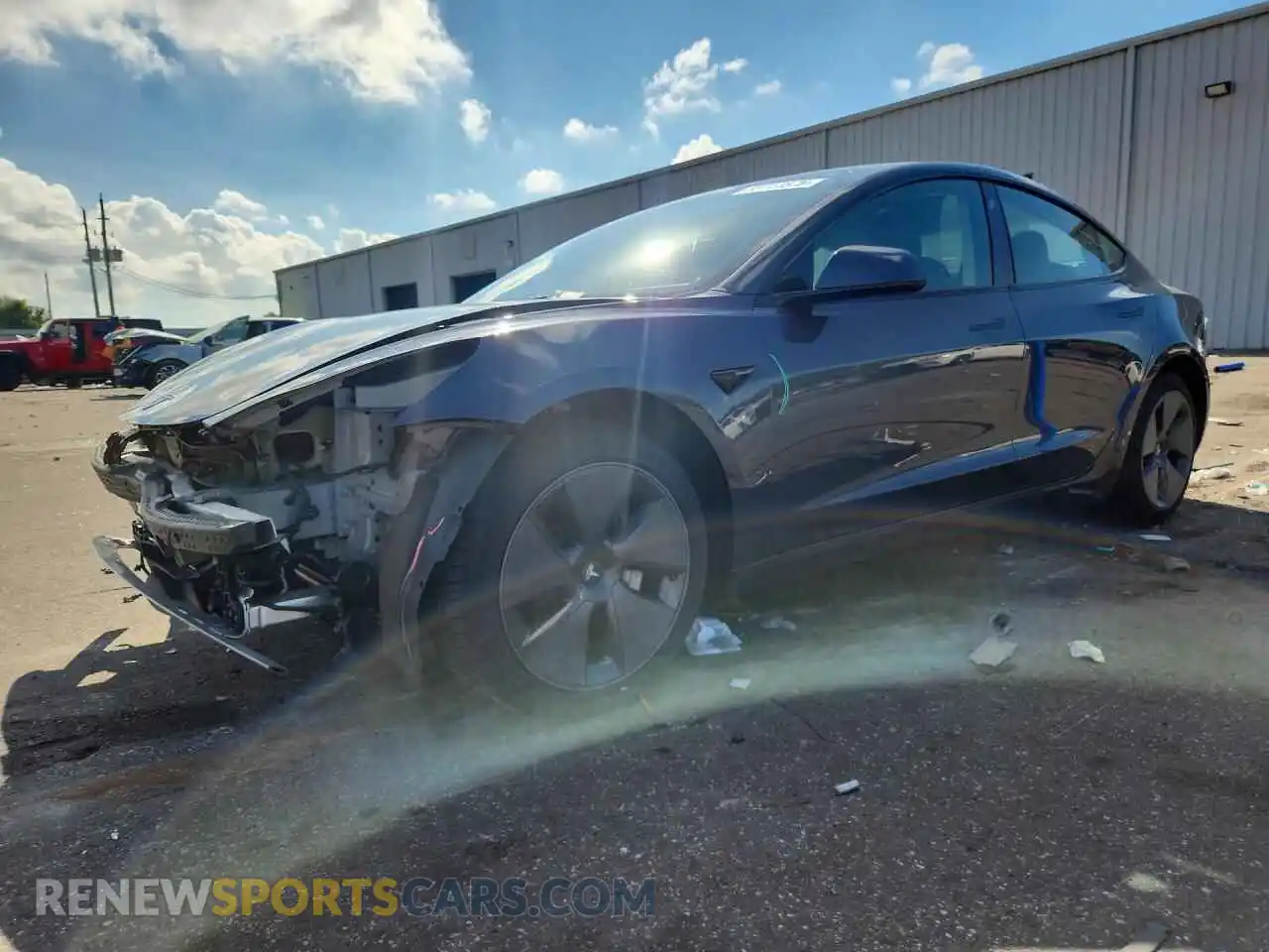 1 Photograph of a damaged car 5YJ3E1EA2PF420098 TESLA MODEL 3 2023