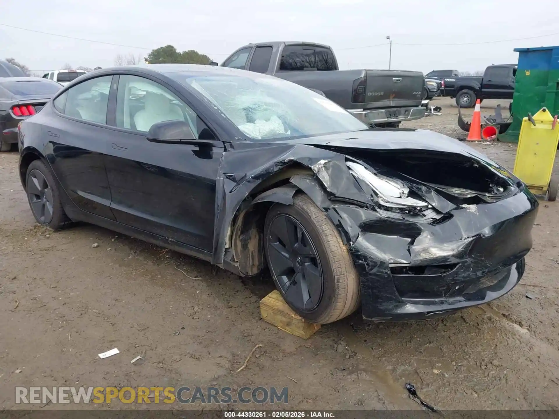 1 Фотография поврежденного автомобиля 5YJ3E1EA2PF426015 TESLA MODEL 3 2023