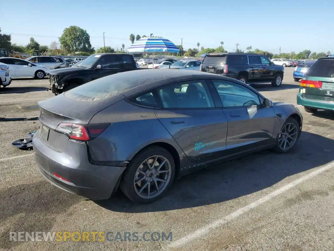 3 Photograph of a damaged car 5YJ3E1EA2PF448029 TESLA MODEL 3 2023