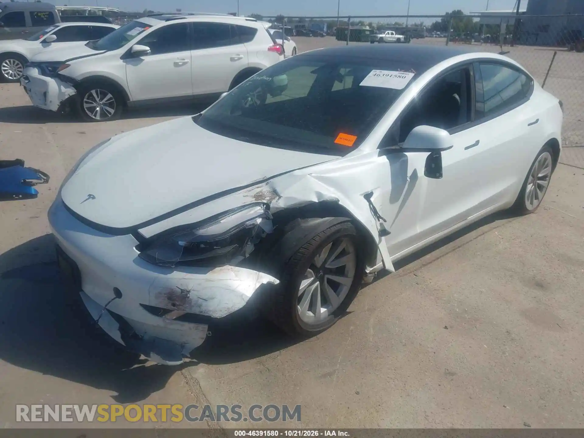 2 fotografías del automóvil dañado 5YJ3E1EA2PF493813 TESLA MODEL 3 2023
