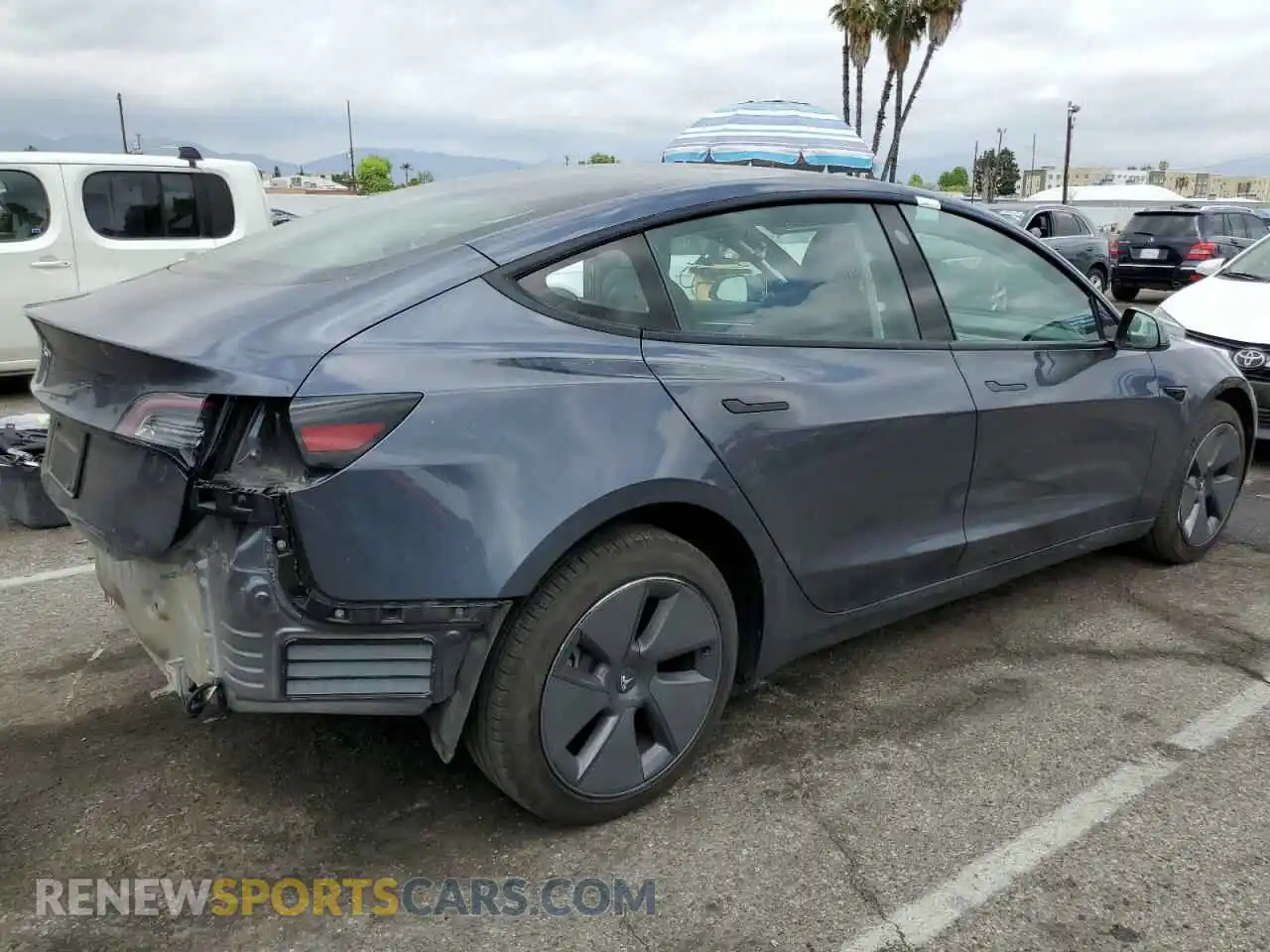 3 Photograph of a damaged car 5YJ3E1EA2PF548275 TESLA MODEL 3 2023
