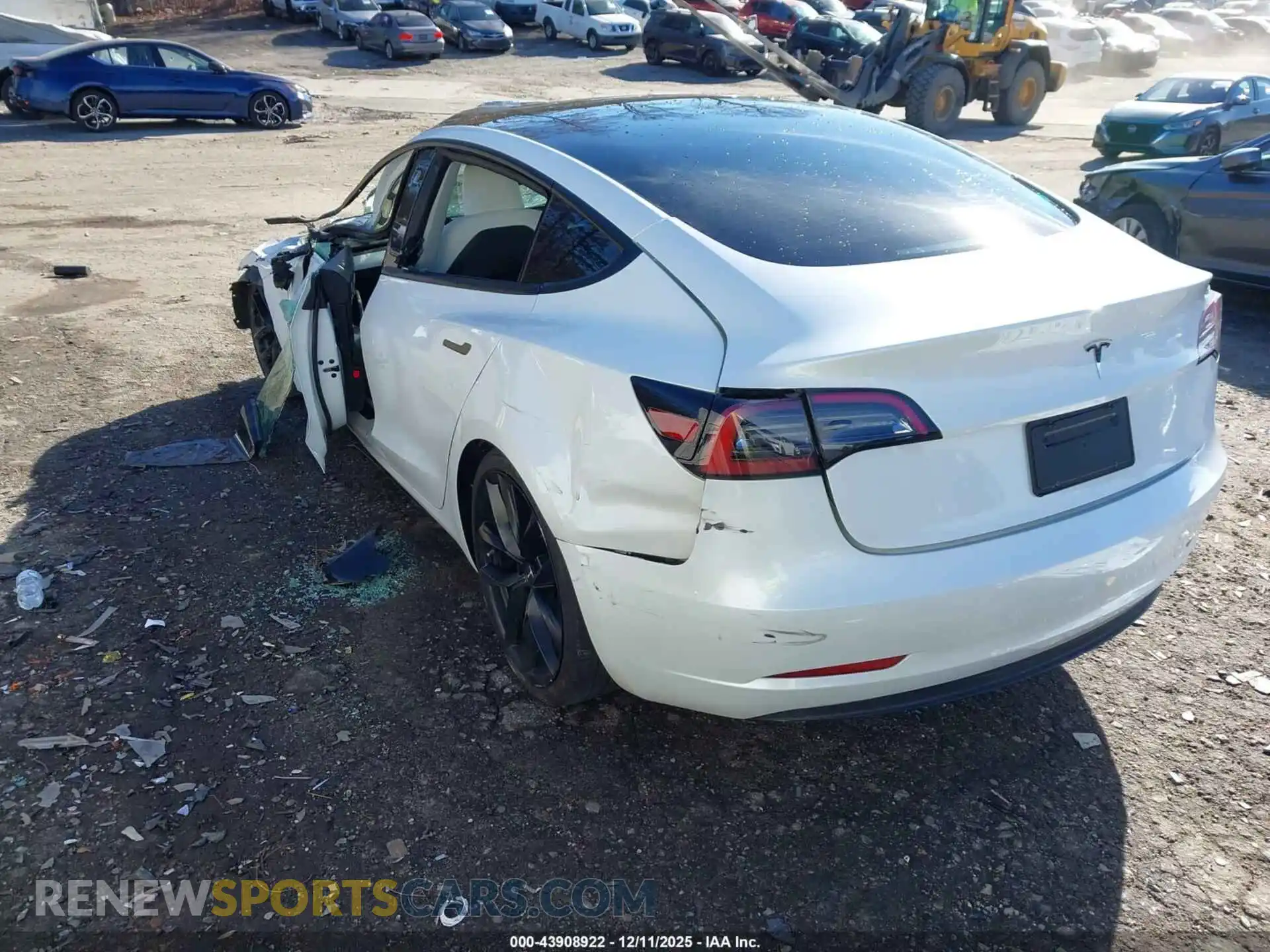 3 Photograph of a damaged car 5YJ3E1EA2PF603744 TESLA MODEL 3 2023